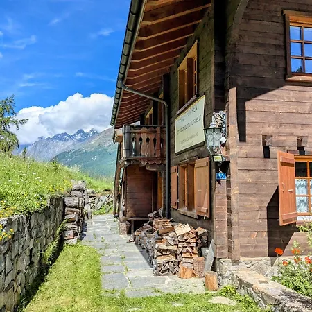 Apartment Zermattmountainchalet Tambiel