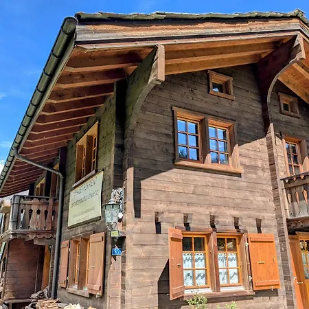 Zermattmountainchalet Tambiel Lägenhet