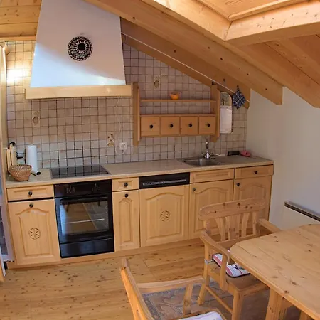 Zermattmountainchalet Tambiel דירה *